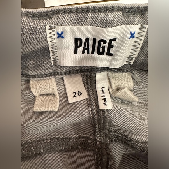 PAIGE Gray Cindy Crop Raw Hemline Button Front Jeans | Size 26 - Picture 6 of 7